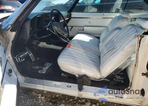 1972 Oldsmobile Delta 88 z USA, uszkodzony, nr VIN 3N67H2M553758